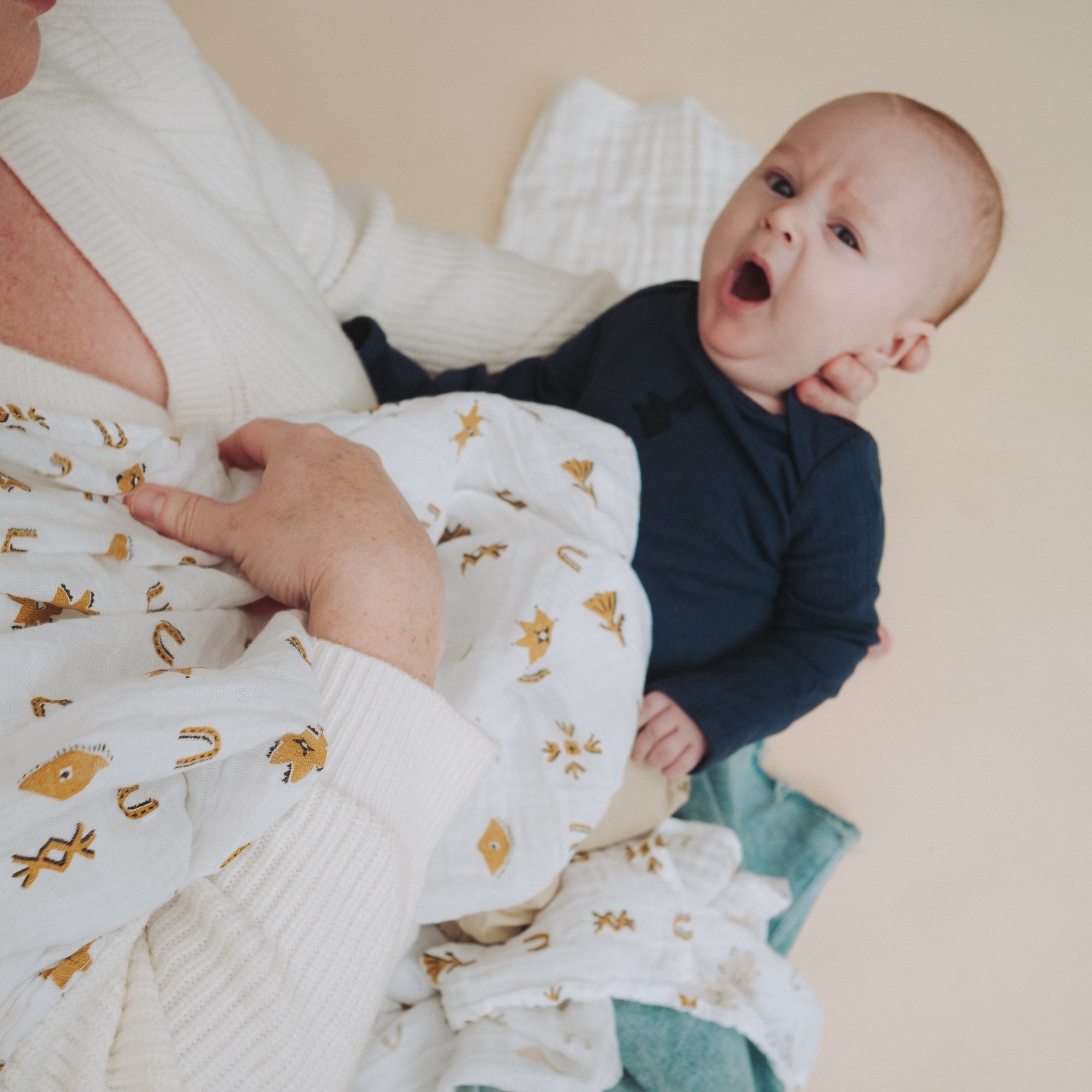 Cotton Muslin Swaddle Blanket - Conchos